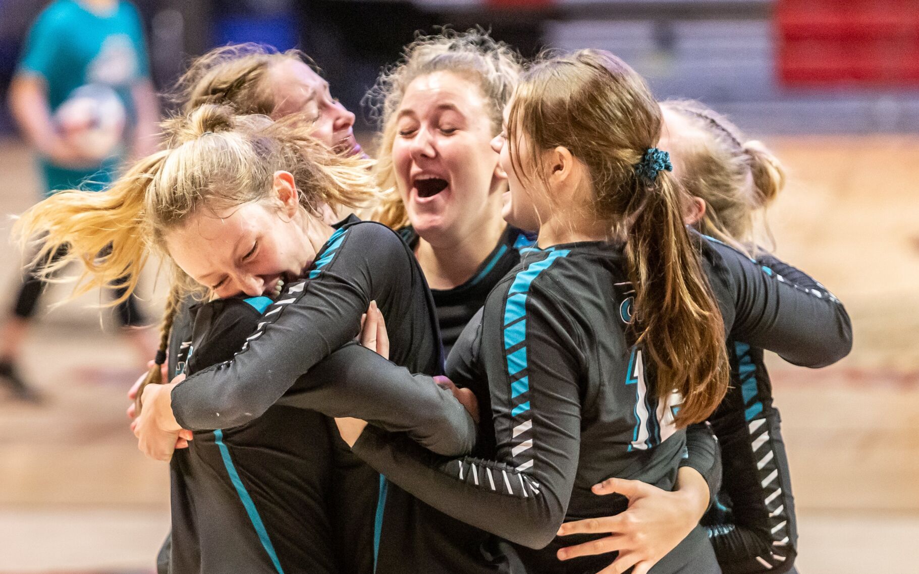 O'Fallon Christian vs. Valle Catholic volleyball